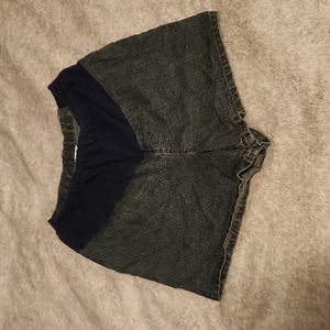 Bundle of Joy Maternity shorts, stretch, pockets EUC Denim jeans jean